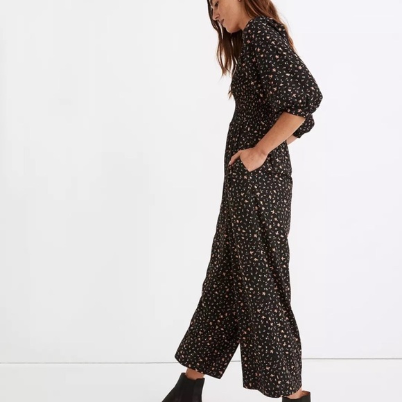 Madewell Lucie Elbow-sleeve Smocked Wide-leg Jumpsuit in Stem Scatter - Picture 2 of 8